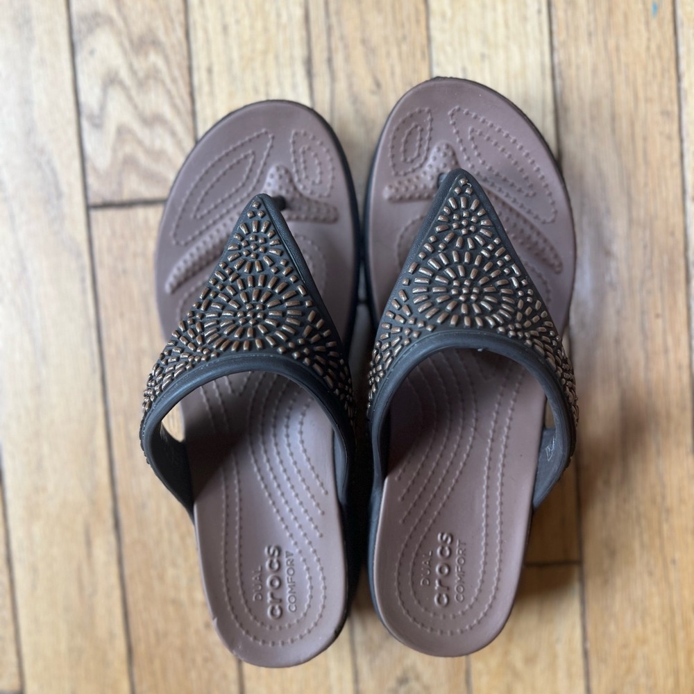 Crocs Monterey Diamante Wedge Dual Comfort Sandals Thong Espresso Brown